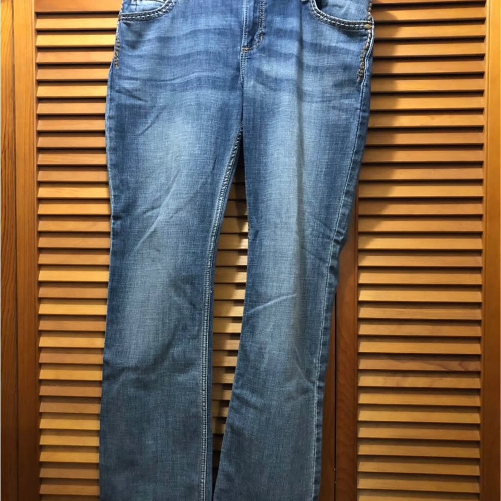 Wrangler Women's Light Blue Straight Leg Jeans